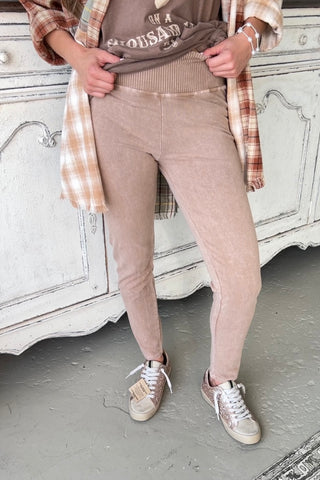 Excursion Leggings Mocha Pants J Her   