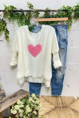 Dear Love Cream sweater Carla&Co