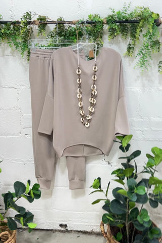 Obtain Jogger Taupe Pants Charlotte Avery